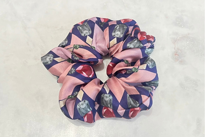 SILK SCRUNCHIES Purple jewlery